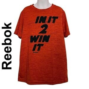 𝅺❤️ Reebok Graphic Shirt